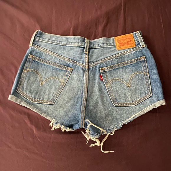 Levi 501 - Picture 1 of 7